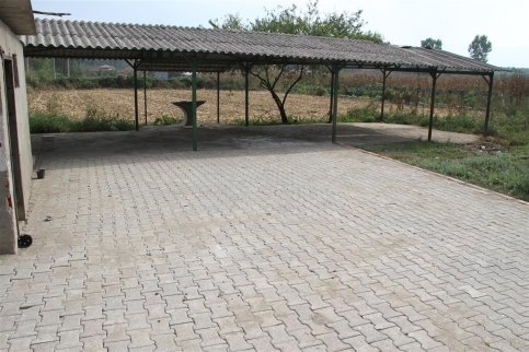 Akyazı’da ki Tüm Mezarlık Yollarına Parke Döşeniyor