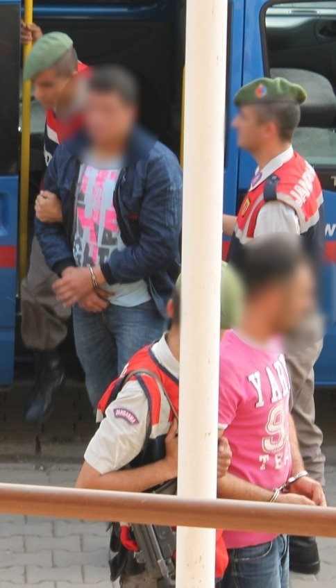 Çalıştıkları İş Yerini Soydular