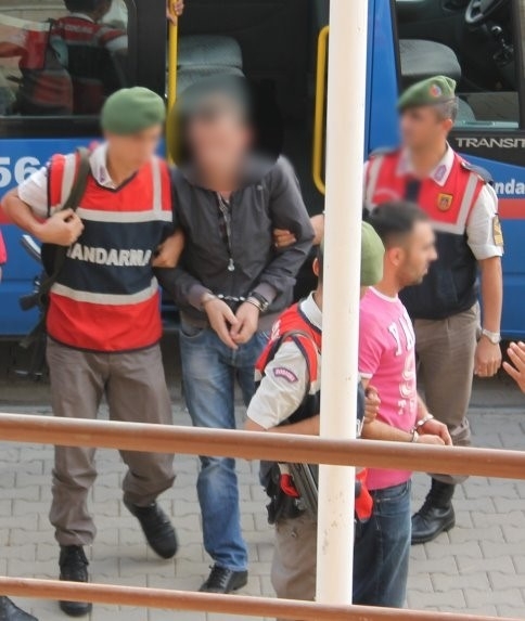 Çalıştıkları İş Yerini Soydular