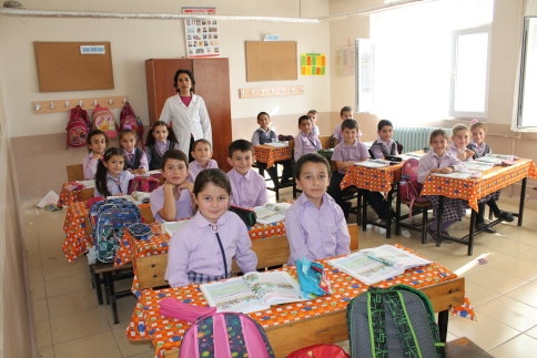 Velilerden Kütüphane İçin Kermes 