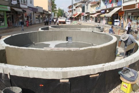 Akyazı Çarşı İçi Şekillenmeye Başladı