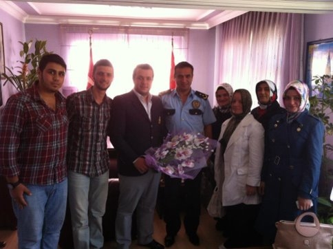 Ak Parti Kadın Ve Gençlik Kolları’ndan Emniyet Müdürlüğüne Ziyaret