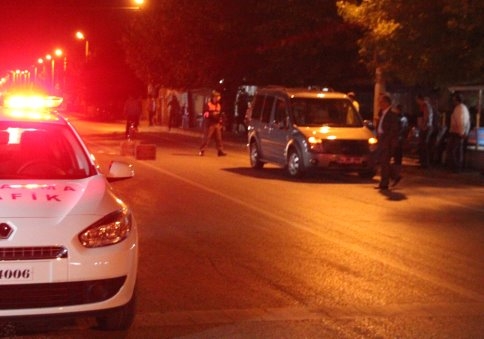 Yatsı Namazından Çıkışta Araba Çarptı