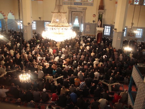 Akyazı Gazi Süleyman Paşa Camiinde Bayram Namazı