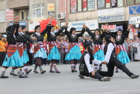 Akyazı’da Cumhuriyet Bayramı Coşkusu