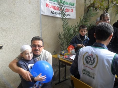 Akyazı İHH AZERBAYCAN’da 