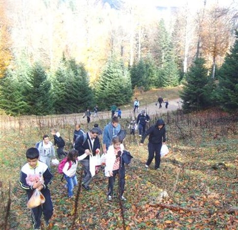 Işık Koleji Öğrenci ve Velileri Doğa Yürüyüşü Yaptı