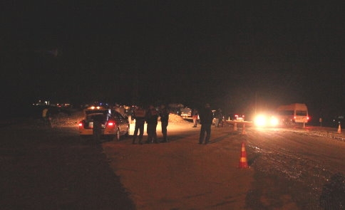 KAZANCI SAPAĞINDA KAZA 2 YARALI 