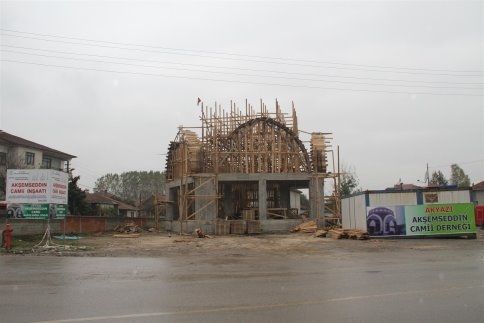 Akşemseddin Camii Hızla Yükseliyor