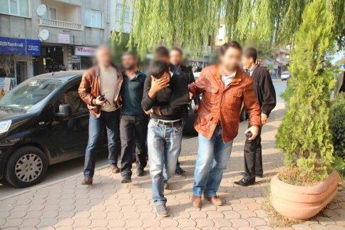 Sigara Hırsızları Yakalandı