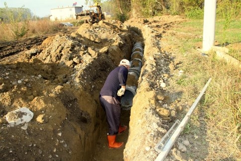 Akyazı’nın Alt Yapısı Sürekli Güçleniyor 