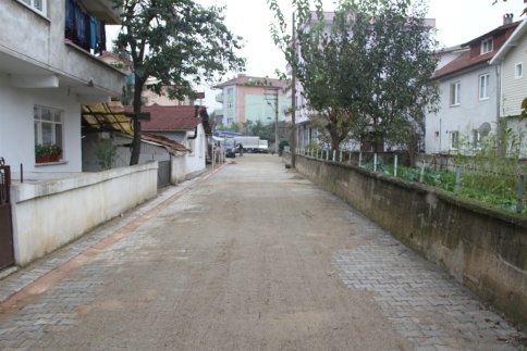 Sokaklar Tek Tek Kilitli Parkeye Dönüştürülüyor