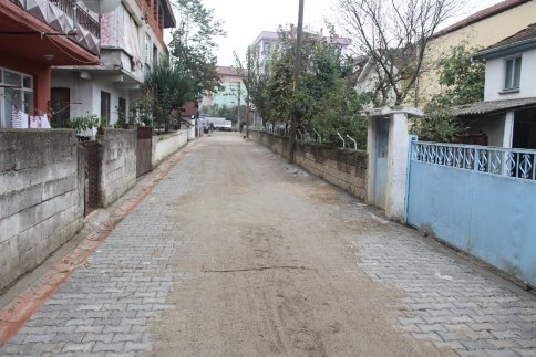 Sokaklar Tek Tek Kilitli Parkeye Dönüştürülüyor