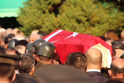 Engin Hoş Paşa Defnedildi