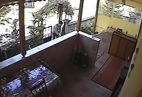 Kamerayı Hesaba Katmayan Hırsız