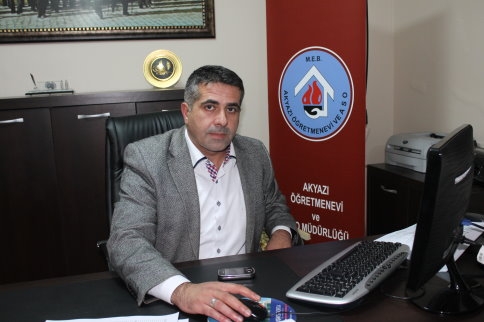 Öğretmenler Masa Tenisinde Yarışıyorlar