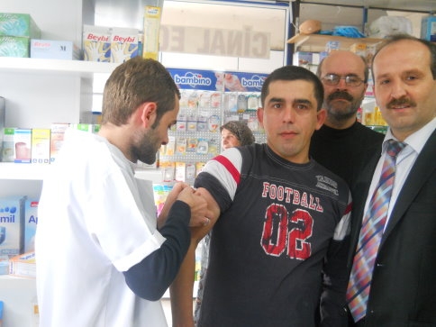 Akyazı Cihan Medya Grip aşısı yaptırdı