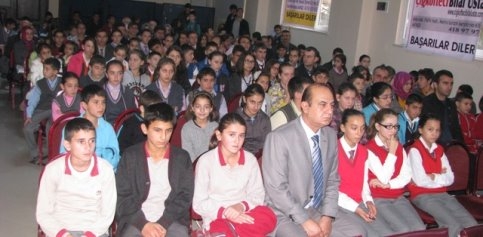 Öğrenciler Meclis Başkanını Seçti