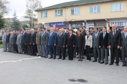 Öğretmenler Günü Kutlanıyor