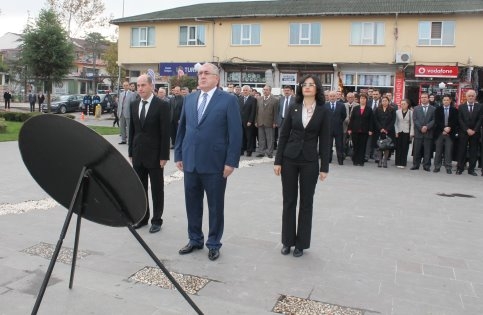 Öğretmenler Günü Kutlanıyor