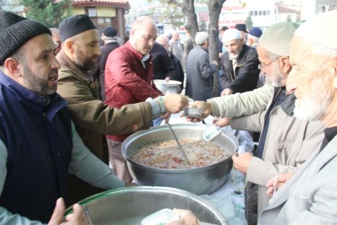 Aşure Gününe Yoğun İlgi