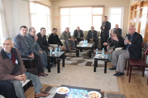 KARAKAŞ MUHTARLARLA BİR ARAYA GELDİ