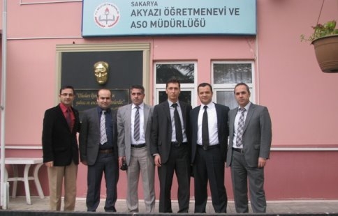 Öğretmenevi Müdürleri Akyazıda Bir Araya Geldiler