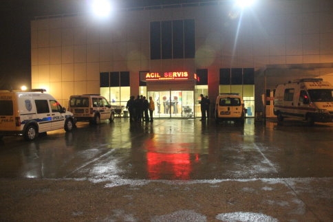 Motosikletiyle Evine Giderken Kaza geçirdi. 