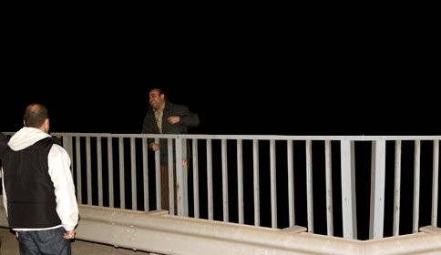 Boşanmak İstemeyen Koca Köprüye Çıktı