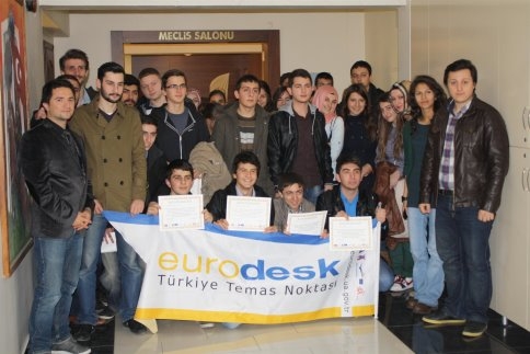 Gençlik Meclisi Avrupa Fırsatlarını Akyazı’ya Getirdi