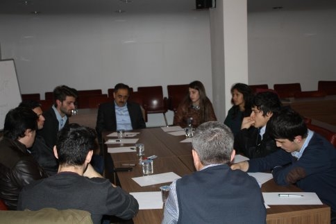 Gençlik Meclisi Avrupa Fırsatlarını Akyazı’ya Getirdi