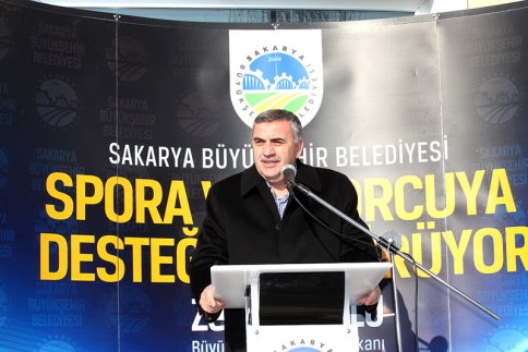 BÜYÜKŞEHİR 'den Akyazı Gücü'ne Araç