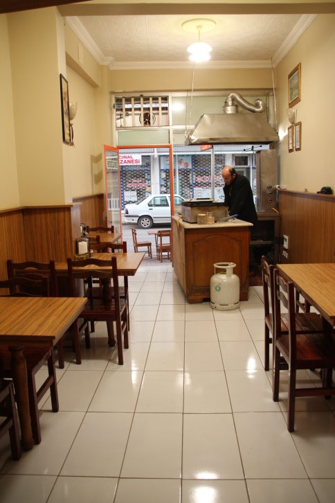 Acil Satılık Dönerci Dükkanı