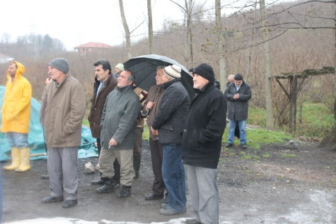 Tavuk Çiftliğinde Çıkan Yangında 3 Yaşındaki Çocuk Zehirlendi