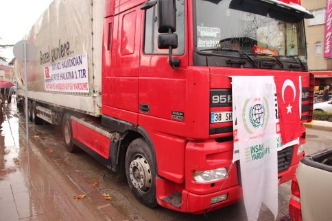 Suriye Halkına 2 Tır Yardım