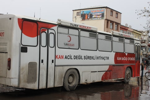 Kan Bağış Merkezi Akyazı’da Kan Bağışı Kampanyası Düzenledi