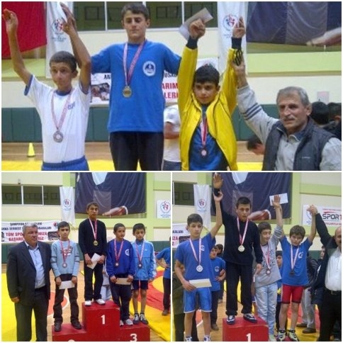 Güreşte Başarının Adı Akyazı