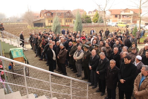 Vefat Ayhan Şahözkan