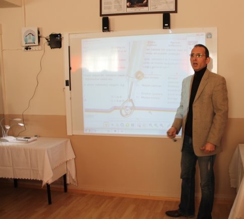 Erdoğdu Ortaokulu’nda İnteraktif Sınıfı Açıldı