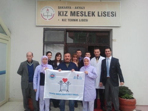Akyazı Kız Teknik Ve Kız Meslek Lisesi Beyaz Bayrak Projesi