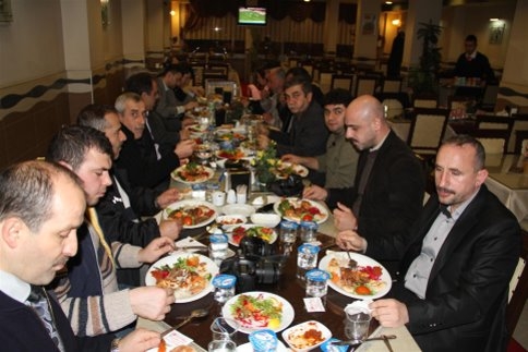 Başkan Yazıcı Çalışan Gazetecileri Unutmadı