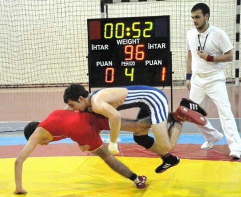 A.i.h. Lisesi Takım Halinde 2. Oldu