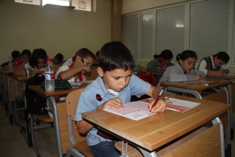 Başkan Yazıcı’dan Öğrencilere Sınav Desteği