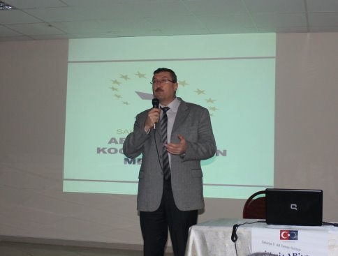 ÖĞRENCİLERE AVRUPA BİRLİĞİ PROJELERİ EĞİTİM SEMİNERİ