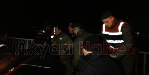 Sakarya Köprüsü'nde İntihar Girişimi !