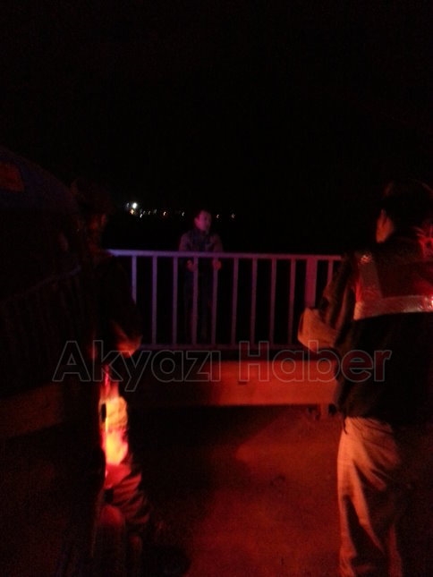 Sakarya Köprüsü'nde İntihar Girişimi !