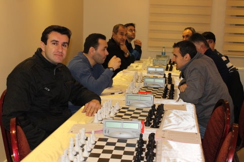 ÖDÜLLÜ SATRANÇ TURNUVASI BAŞLADI