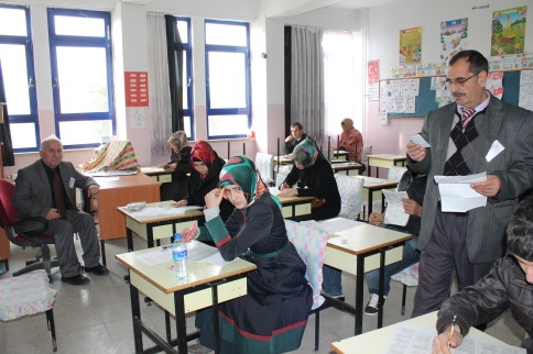 AÇIK ÖĞRETİM SINAVLARI YAPILIYOR