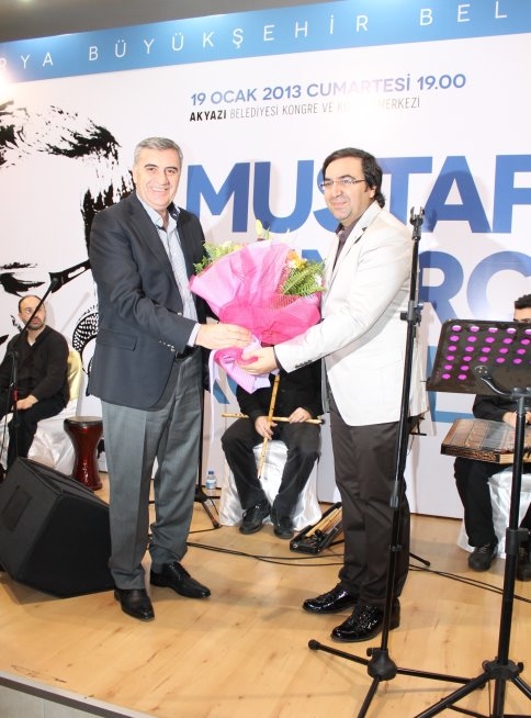 Sanatçı Mustafa Demirciden Muhteşem Konser