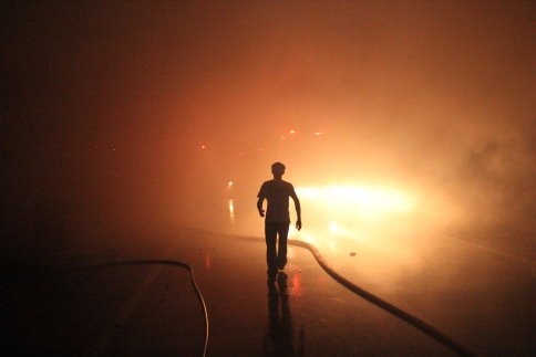 Akyazı Yağcılar köyünde büyük yangın. 